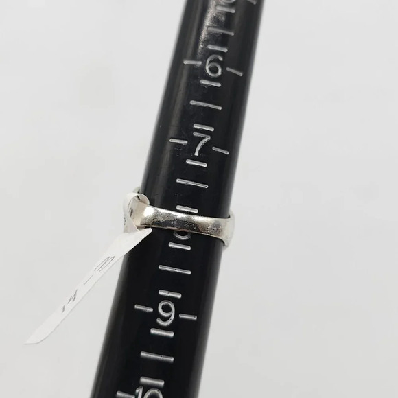 Blue Glass Rhinestone Silver Tone Filigree Flower Dome Ring Size 8 Vintage - Picture 4 of 4